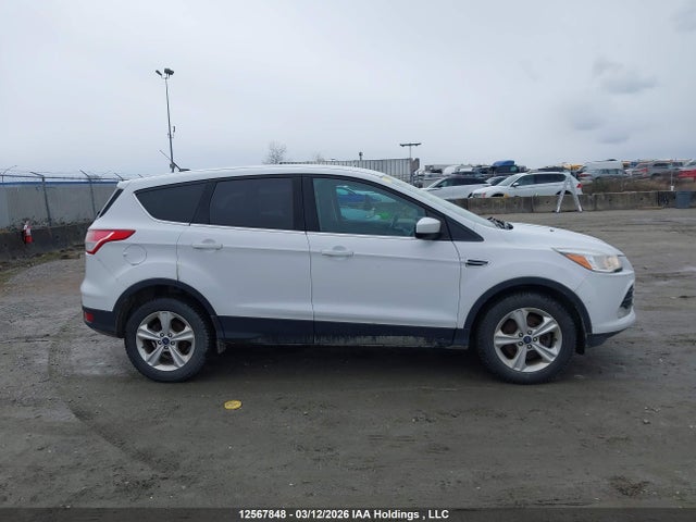 1FMCU9GX8FUB52937 Ford ESCAPE SE