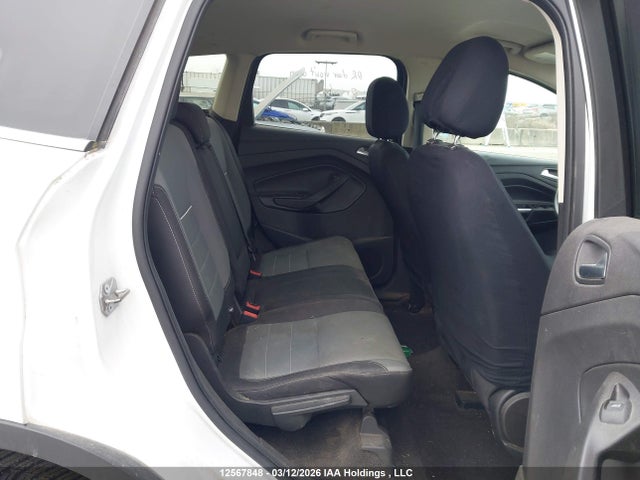 1FMCU9GX8FUB52937 Ford ESCAPE SE