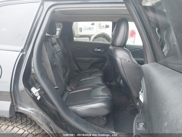 1C4PJMBS2GW328450 Jeep Cherokee Trailhawk
