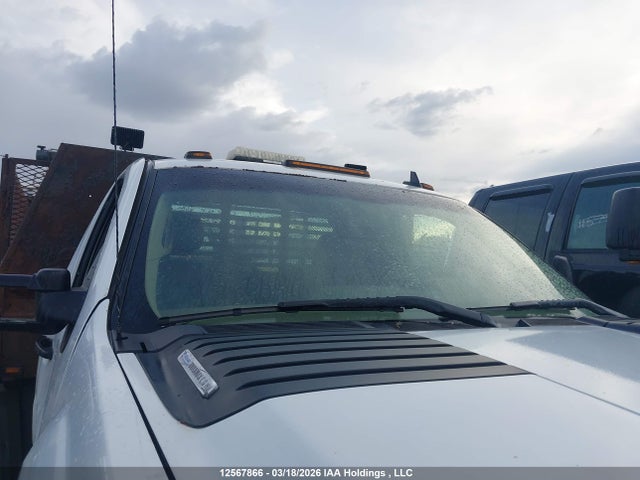 2012 Chevrolet Silverado 3500hd Chassis Wt მანქანა იყიდება აუქციონზე, vin: 1GB3KZCL6CF132123, აუქციონის ნომერი: 12567866