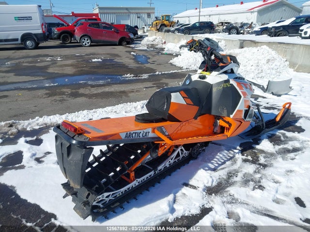 4UF17SNW8HT107180 Arctic Cat Arctic Cat