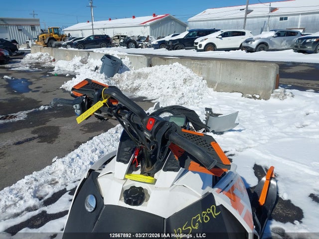 4UF17SNW8HT107180 Arctic Cat Arctic Cat