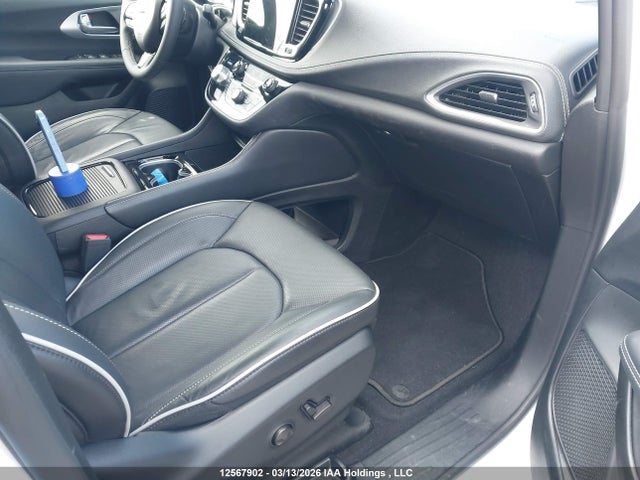 Продажа на аукционе авто 2025 Chrysler Pacifica Limited, vin: 2C4RC1GG4SR601668, номер лота: 12567902
