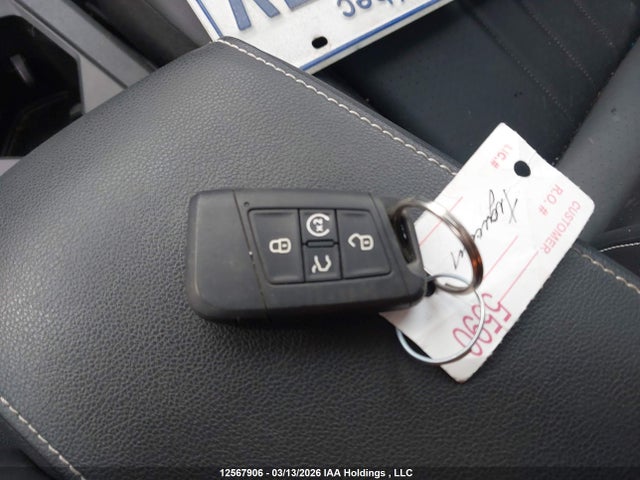 Продажа на аукционе авто 2022 Volkswagen Tiguan Comfortline, vin: 3VV2B7AX0NM120930, номер лота: 12567906