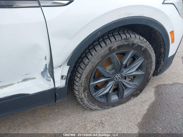 Продажа на аукционе авто 2022 Volkswagen Tiguan Comfortline, vin: 3VV2B7AX0NM120930, номер лота: 12567906