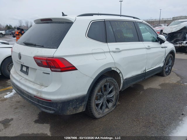 Продажа на аукционе авто 2022 Volkswagen Tiguan Comfortline, vin: 3VV2B7AX0NM120930, номер лота: 12567906