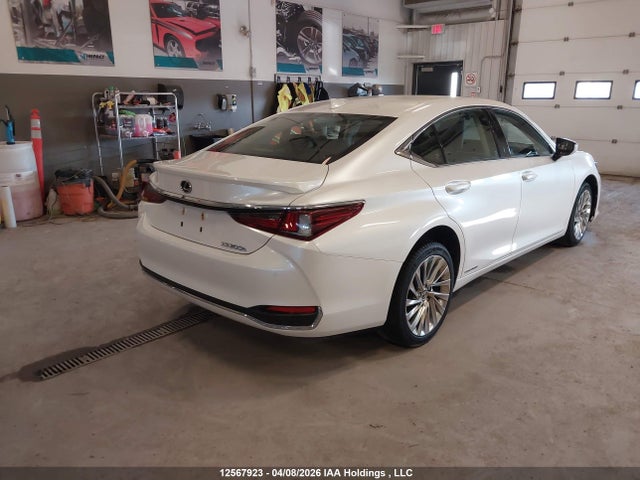 Продажа на аукционе авто 2019 Lexus Es 300h 300h, vin: JTHB21B16K2029054, номер лота: 12567923