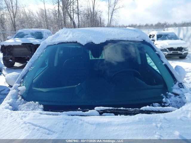 1FMCU9J94HUA26569 Ford Escape Titanium