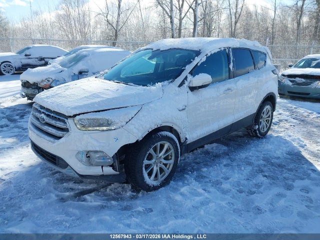 1FMCU9J94HUA26569 Ford Escape Titanium