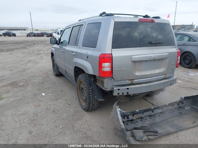 Aukcja sprzedaży 2016 Jeep Patriot Sport/north, vin: 1C4NJRAB1GD673390, numer aukcji: 12567945