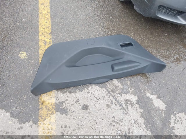 12567963 :رقم المزاد ، LUCGE8H55E3003489 vin ، 2014 Honda Fit Lx مزاد بيع
