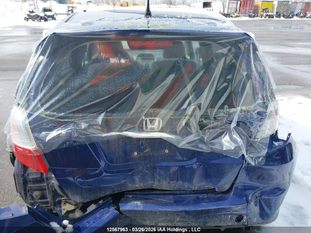 12567963 :رقم المزاد ، LUCGE8H55E3003489 vin ، 2014 Honda Fit Lx مزاد بيع