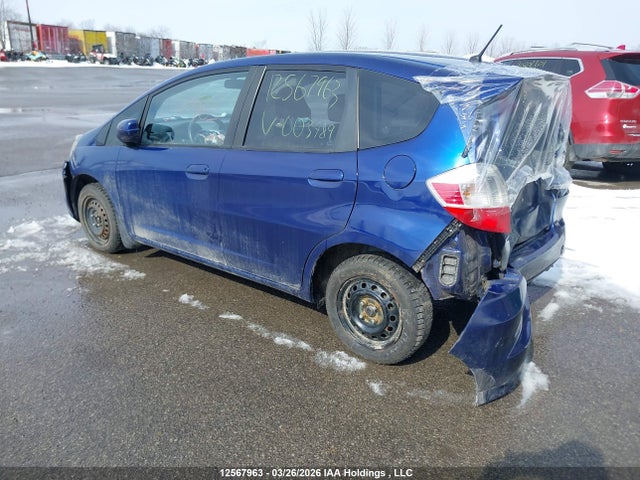 12567963 :رقم المزاد ، LUCGE8H55E3003489 vin ، 2014 Honda Fit Lx مزاد بيع