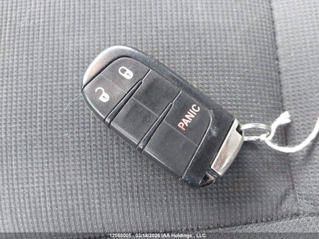 Продаж на аукціоні авто 2016 Jeep Grand Cherokee Laredo, vin: 1C4RJFAG7GC320170, номер лоту: 12568005