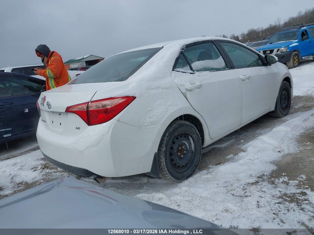 2T1BURHE8KC143160 Toyota COROLLA LE