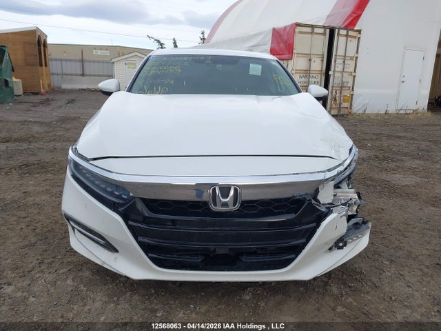1HGCV3F94KA800739 Honda Accord Hybrid Touring