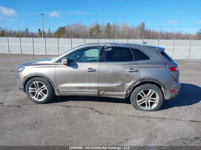 Lincoln Mkc Reserve 2019 5LMTJ3DH2KUL35373 Image 14