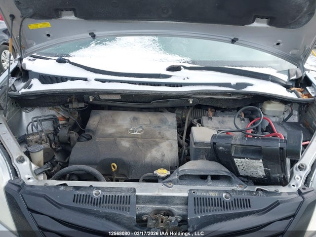 12568080 :رقم المزاد ، 5TDZK3DC8DS342001 vin ، 2013 Toyota Sienna مزاد بيع