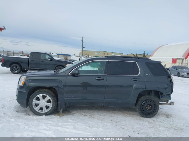 2GKFLTE32H6131136 GMC Terrain Sle-2