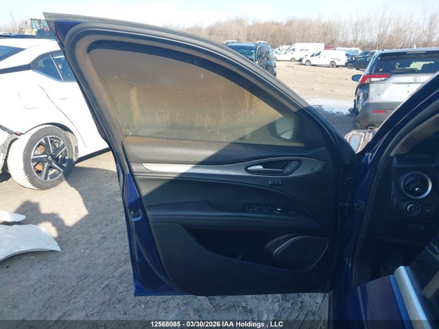 ZASFAKAN0J7B66855 Alfa Romeo Stelvio