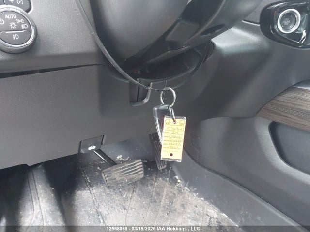Продажа на аукционе авто 2025 Chevrolet Silverado 1500, vin: 3GCUKEED5SG382979, номер лота: 12568098
