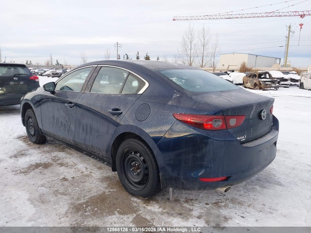 JM1BPBCM7K1135701 Mazda Mazda3 Gs
