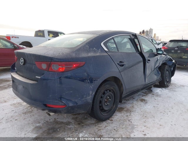 JM1BPBCM7K1135701 Mazda Mazda3 Gs