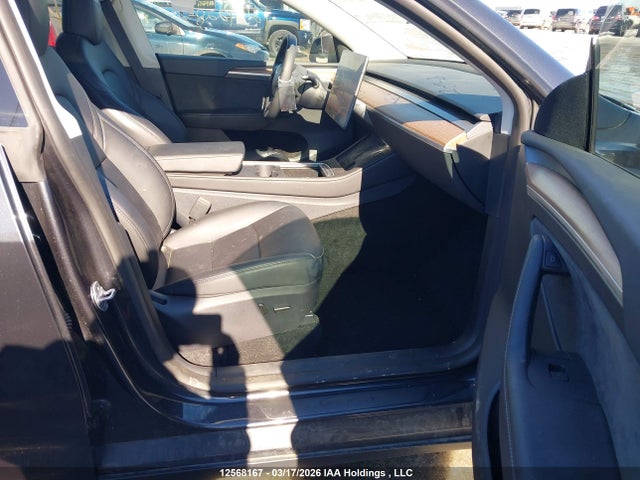 12568167 :رقم المزاد ، 7SAYGDEF2SF216541 vin ، 2025 Tesla Model Y Performance مزاد بيع