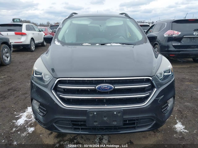 Ford ESCAPE SE 2018 1FMCU9GD1JUC91953 Image 13