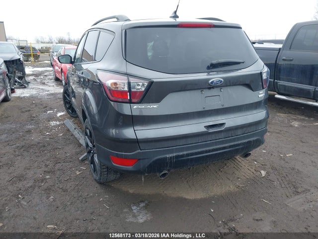 Ford ESCAPE SE 2018 1FMCU9GD1JUC91953 Image 3