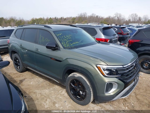 12568210 :رقم المزاد ، 1V2CR2CA2RC556033 vin ، 2024 Volkswagen Atlas مزاد بيع