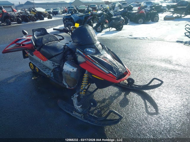 12568232 :رقم المزاد ، 2BPSBX5B05V000137 vin ، 2005 Skidoo Skidoo. مزاد بيع