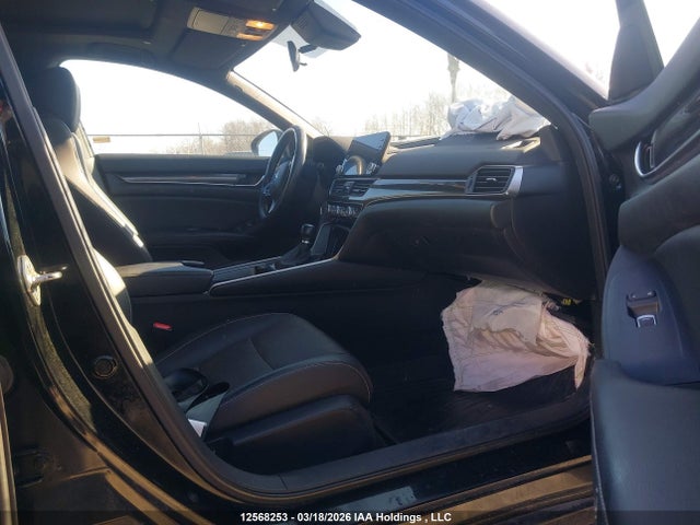 12568253 :رقم المزاد ، 1HGCV1E31JA804053 vin ، 2018 Honda Accord Sport مزاد بيع