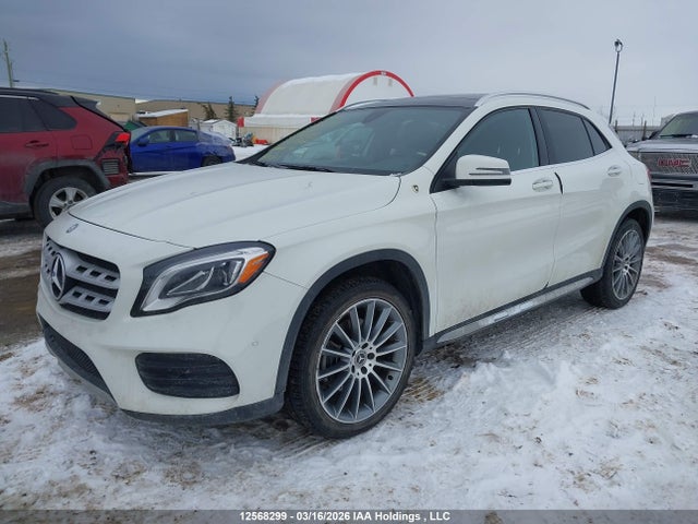 WDCTG4GBXJJ375312 Mercedes-Benz Gla 250 4matic