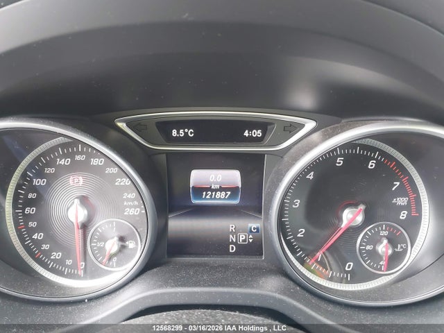 WDCTG4GBXJJ375312 Mercedes-Benz Gla 250 4matic