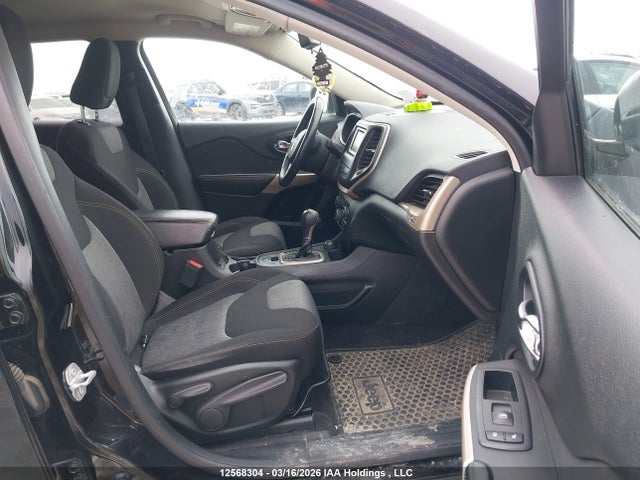 Продаж на аукціоні авто 2018 Jeep Cherokee Sport, vin: 1C4PJMAB5JD514388, номер лоту: 12568304