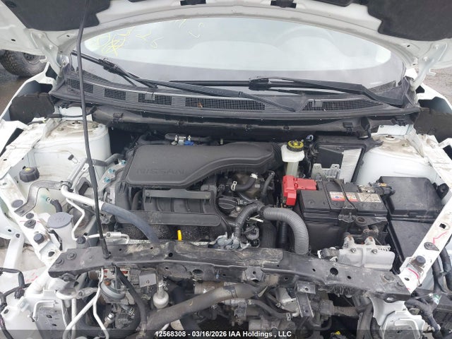 JN1BJ1AV8MW312014 Nissan Qashqai S
