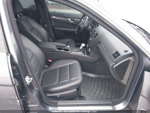 2011 Mercedes-benz C 300 4matic მანქანა იყიდება აუქციონზე, vin: WDDGF8BB7BA509564, აუქციონის ნომერი: 12568333