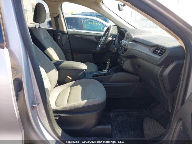 1FMCU9F66LUB46025 Ford ESCAPE S