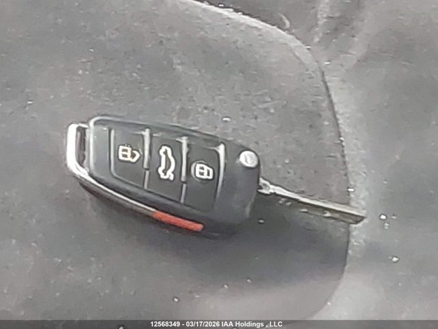 12568349 :رقم المزاد ، TRUAF38JX91016284 vin ، 2009 Audi Tt 2.0t مزاد بيع