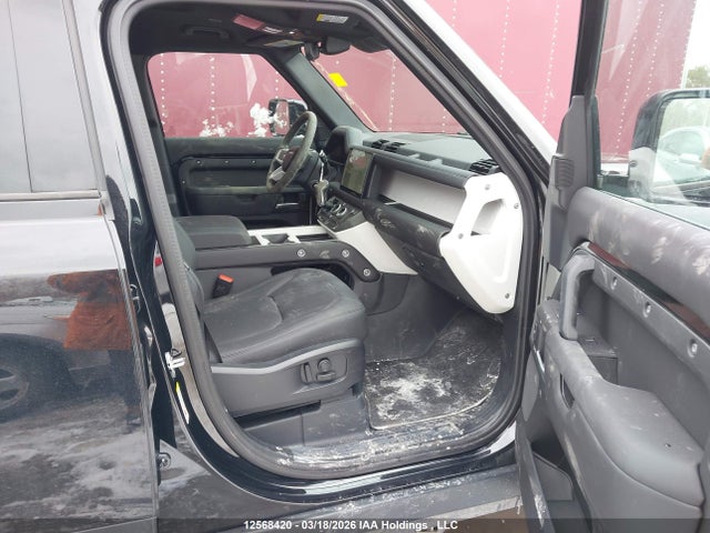 SALEJ7EX3S2480567 Land Rover Defender 110 S