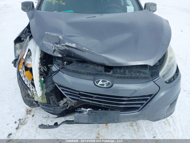KM8JT3AFXEU883567 Hyundai TUCSON GLS