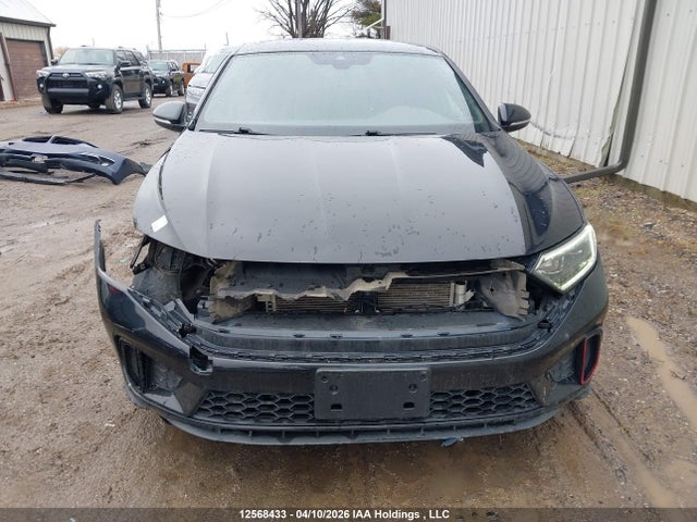 3VW2T7BUXNM000615 Volkswagen JETTA GLI
