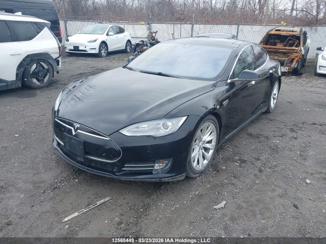 Продажа на аукционе авто 2015 Tesla Model S 70d, vin: 5YJSA1S21FF087444, номер лота: 12568449