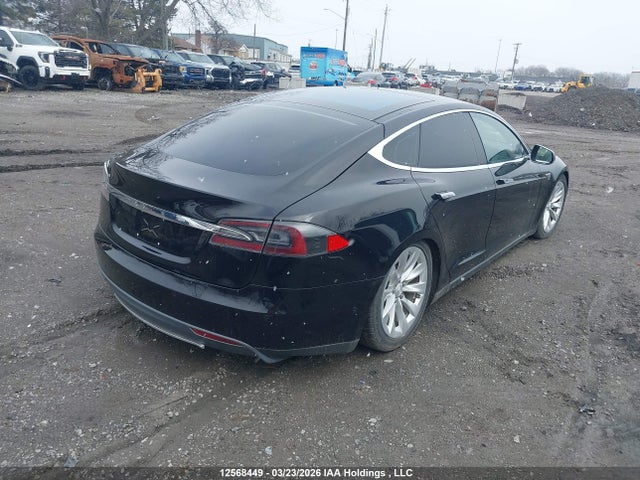 Продажа на аукционе авто 2015 Tesla Model S 70d, vin: 5YJSA1S21FF087444, номер лота: 12568449