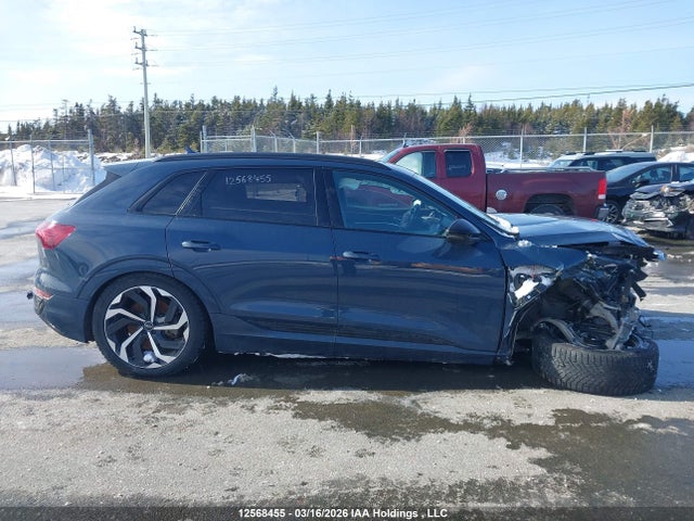 2024 Audi Q8 E-tron მანქანა იყიდება აუქციონზე, vin: WA14ABGE2RB037574, აუქციონის ნომერი: 12568455