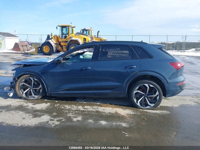 2024 Audi Q8 E-tron მანქანა იყიდება აუქციონზე, vin: WA14ABGE2RB037574, აუქციონის ნომერი: 12568455