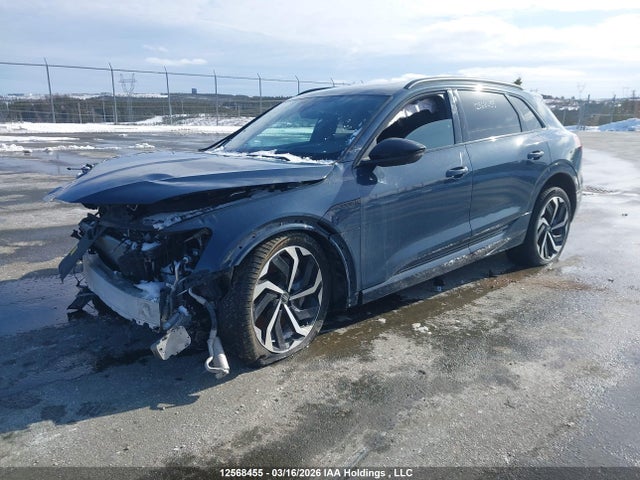 2024 Audi Q8 E-tron მანქანა იყიდება აუქციონზე, vin: WA14ABGE2RB037574, აუქციონის ნომერი: 12568455