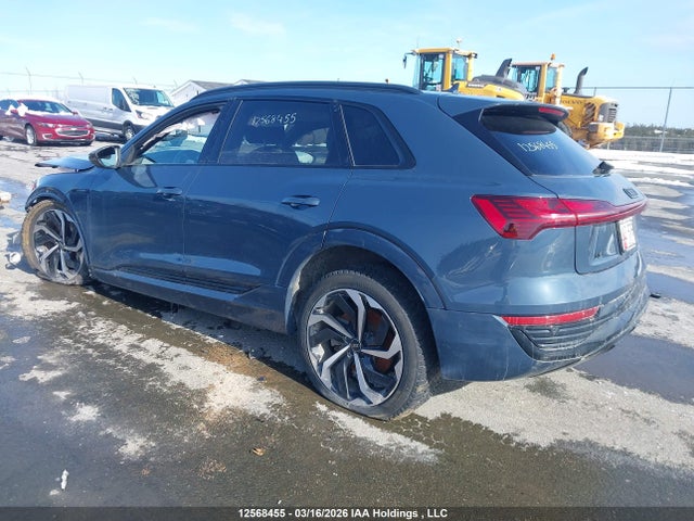2024 Audi Q8 E-tron მანქანა იყიდება აუქციონზე, vin: WA14ABGE2RB037574, აუქციონის ნომერი: 12568455