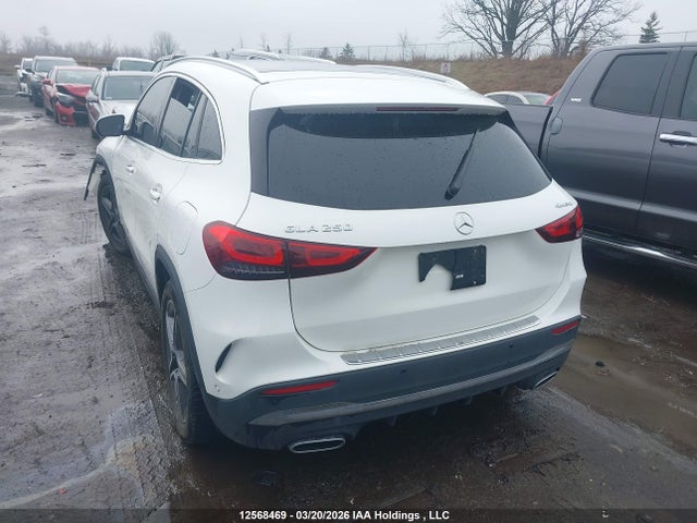 W1N4N4HB4PJ440011 Mercedes-Benz Gla 250 4maitc